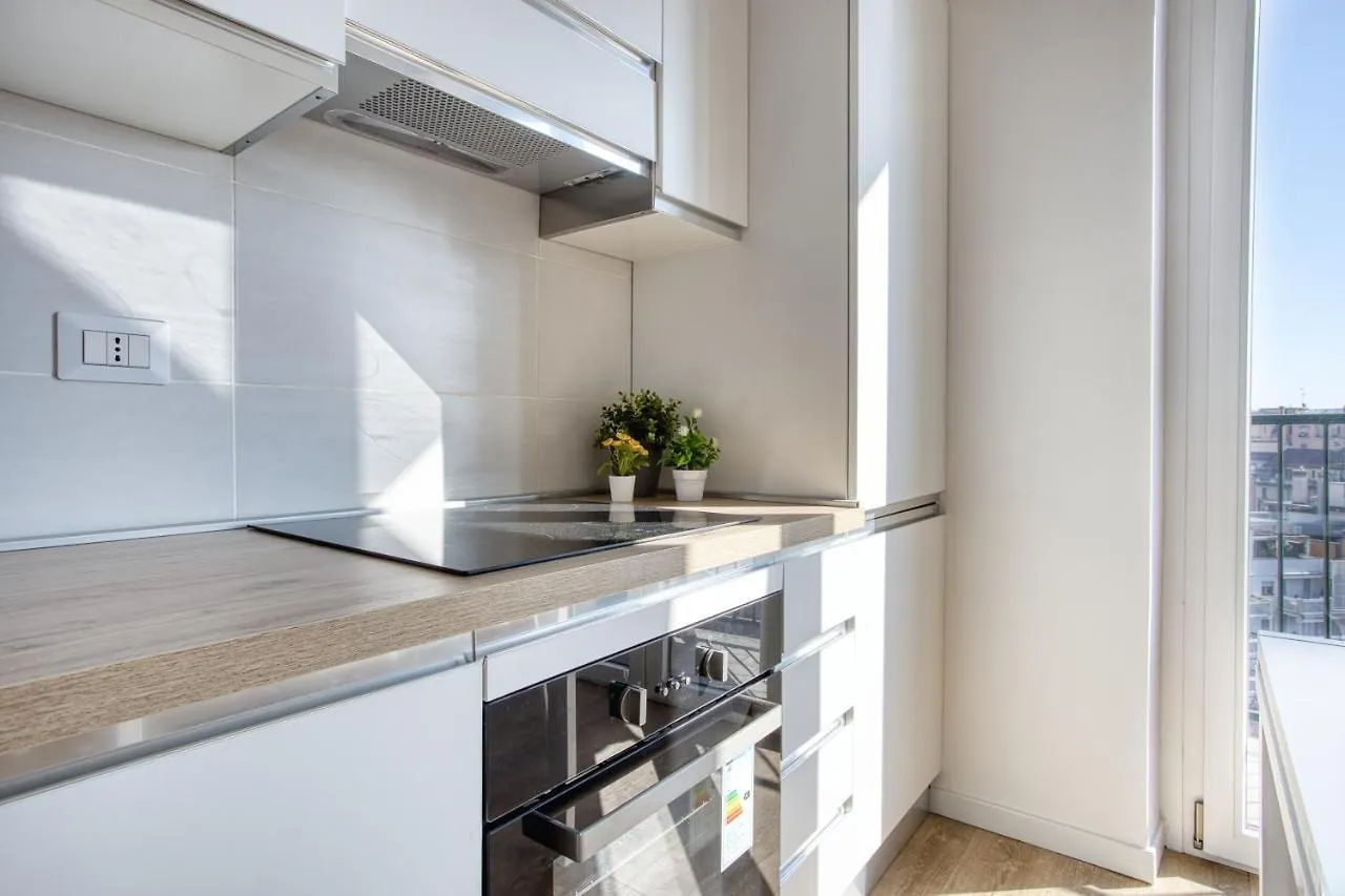 Joivy Comfy Flat With Balcony Apartment Milan Italy