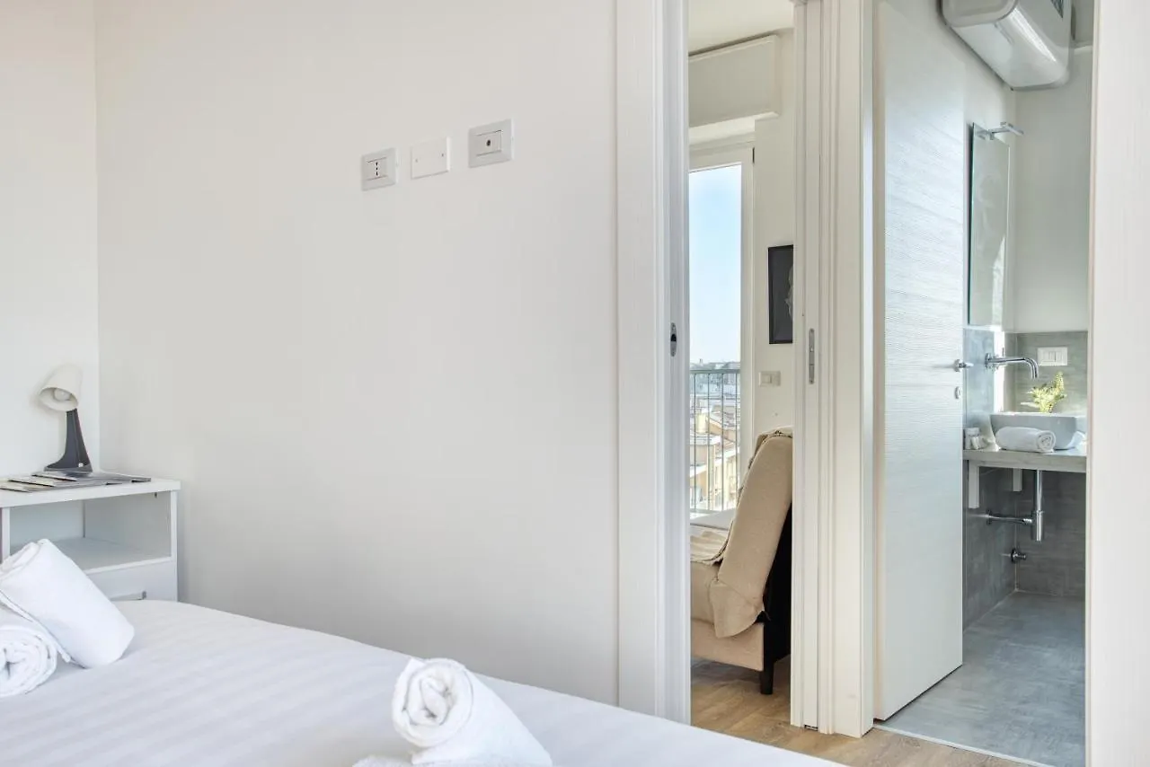 Joivy Comfy Flat With Balcony Apartment Milan